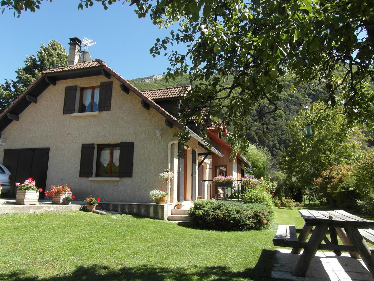 Veynes Au Vieux Tilleul B&B 외부 사진